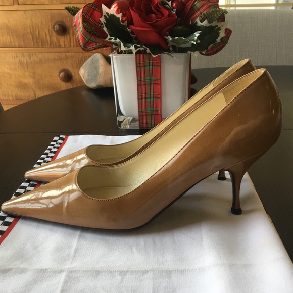 Prada Patent Leather Kitten heels in Tan - Picture 4 of 7